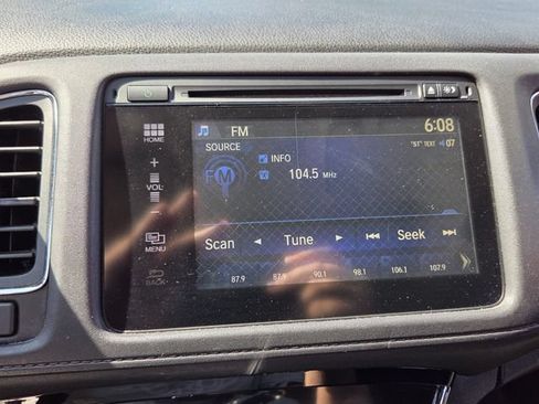 Used 2017 Honda HR-V EX image 18
