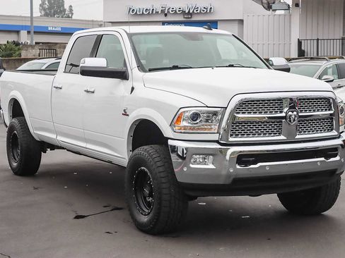 Used 2016 RAM 2500 Laramie w/ Convenience Group image 5