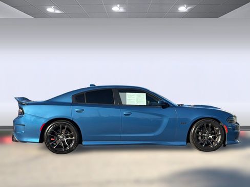 Used 2022 Dodge Charger Scat Pack image 7