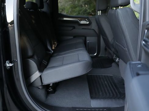 Used 2024 Chevrolet Silverado 1500 LT AWD/4WD image 28