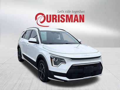 Used 2023 Kia Niro EX