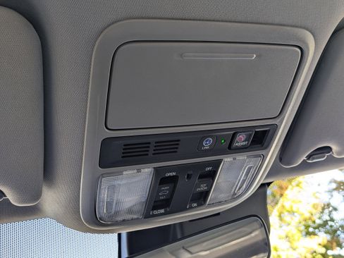 Certified 2021 Honda Pilot Touring image 27