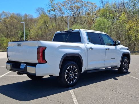 Used 2024 Toyota Tundra Limited AWD/4WD image 5