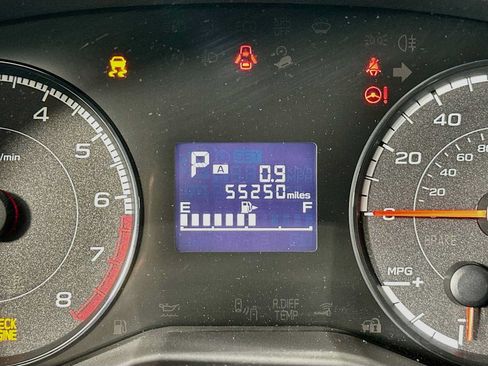 Used 2019 Subaru Crosstrek 2.0i Premium AWD/4WD image 12