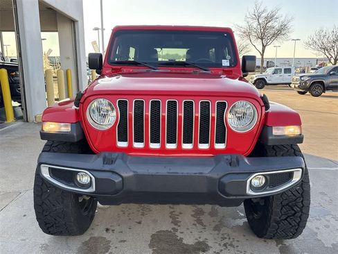 Used 2018 Jeep Wrangler Unlimited Sahara image 6