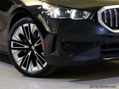 Certified 2026 BMW 540i xDrive image 3