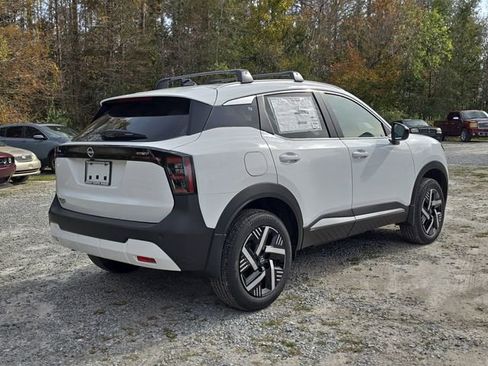 New 2026 Nissan Kicks SV w/ Cold Weather Package image 8