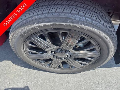 Used 2024 Toyota Sequoia Capstone AWD/4WD image 11