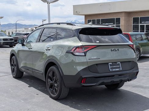 Used 2025 Kia Sportage X-Line AWD/4WD image 3