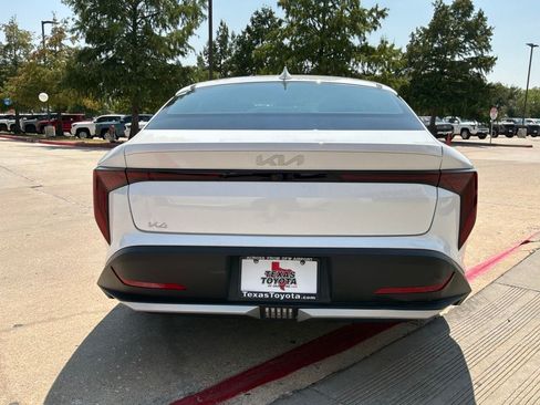 Used 2025 Kia K4 FWD image 7