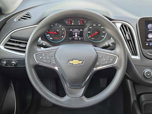 Used 2024 Chevrolet Malibu LS FWD image 16