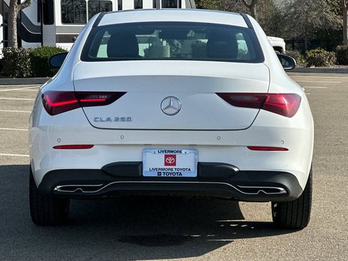 Used 2025 Mercedes-Benz CLA 250 image 5
