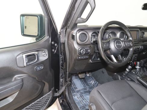 Used 2023 Jeep Wrangler Unlimited w/ Cold Weather Group image 42