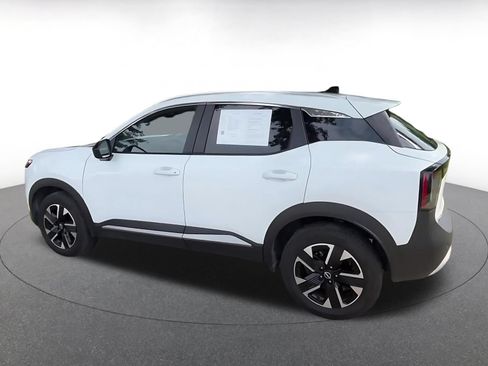 Used 2026 Nissan Kicks SV w/ Cold Weather Package AWD/4WD image 11