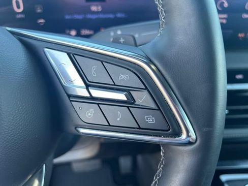 Used 2025 Buick Enclave Preferred FWD image 23