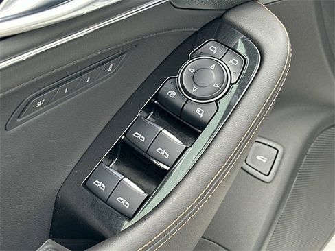 Used 2025 Cadillac CT5 Sport w/ Technology Package image 14