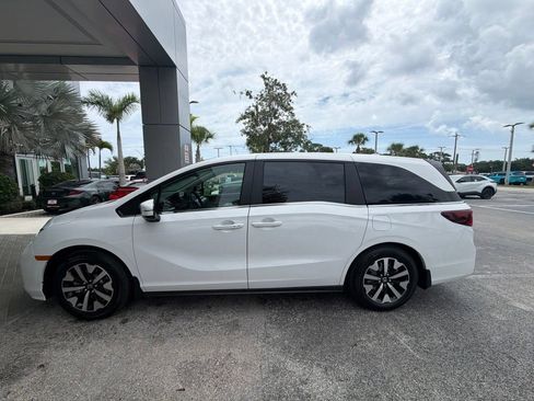Used 2026 Honda Odyssey EX-L image 4