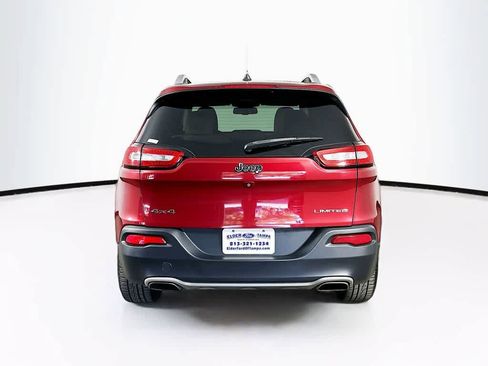 Used 2016 Jeep Cherokee Limited image 5