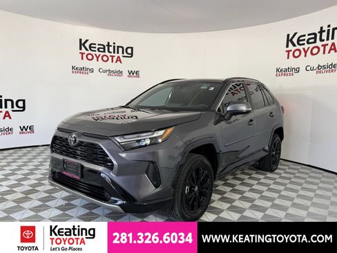 Used 2025 Toyota RAV4 SE w/ Convenience Package AWD/4WD image 9