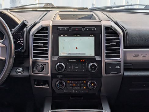 Used 2017 Ford F250 Platinum w/ Platinum Ultimate Package AWD/4WD image 19
