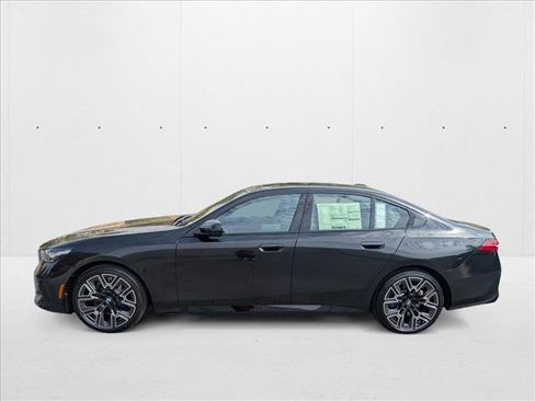 New 2026 BMW 530i w/ M Sport Package image 9