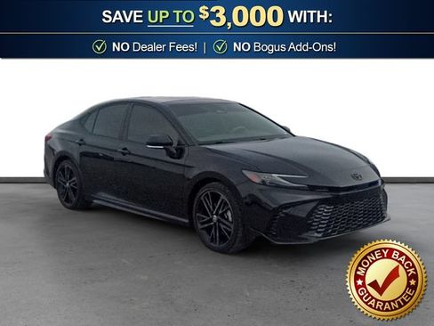 Used 2025 Toyota Camry XSE FWD image 10