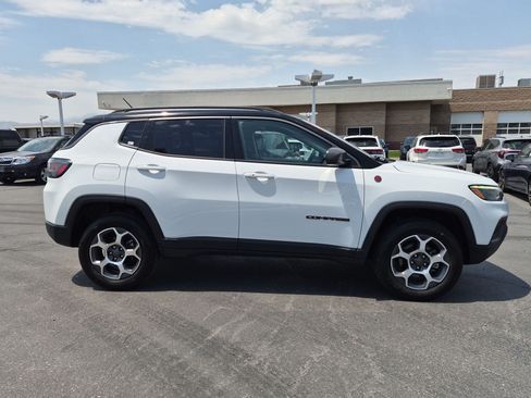 Used 2022 Jeep Compass Trailhawk w/ Trailhawk Elite Group AWD/4WD image 7