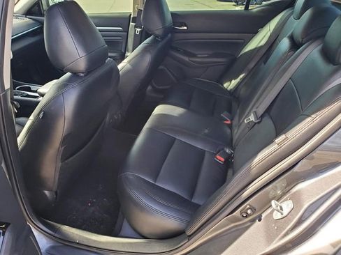 Certified 2021 Nissan Altima 2.5 SV image 11