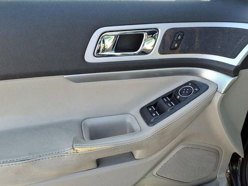 Used 2011 Ford Explorer XLT w/ 202A Rapid Spec Order Code image 18