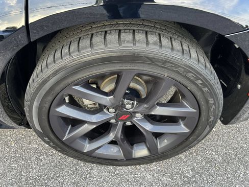 Used 2023 Dodge Charger R/T w/ Blacktop Package RWD image 19