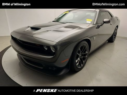 Used 2022 Dodge Challenger R/T Scat Pack RWD image 1