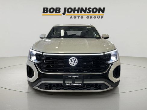 New 2026 Volkswagen Atlas Cross Sport SE AWD/4WD image 3