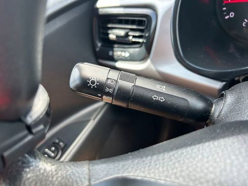 Used 2021 Kia Rio LX FWD image 21