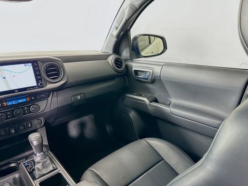 Certified 2023 Toyota Tacoma TRD Sport w/ TRD Premium Sport Package AWD/4WD image 25