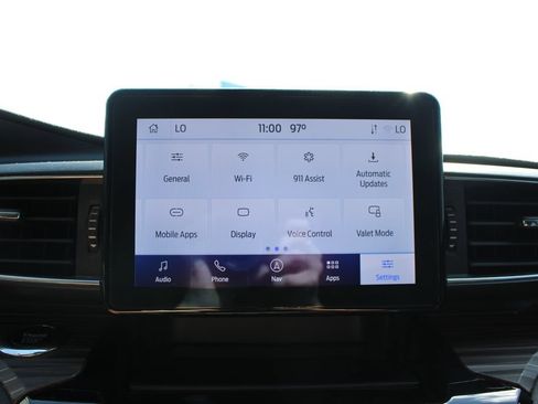 Used 2022 Ford Explorer Limited w/ Equipment Group 301A RWD image 60