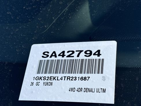 Used 2026 GMC Yukon Denali Ultimate w/ LPO, Floor Liner Package image 44