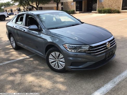 Used 2019 Volkswagen Jetta S w/ Driver Assistance Package FWD image 4