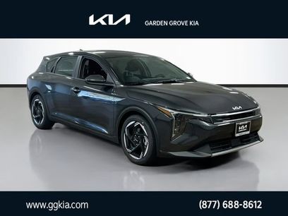 New 2026 Kia K4 EX