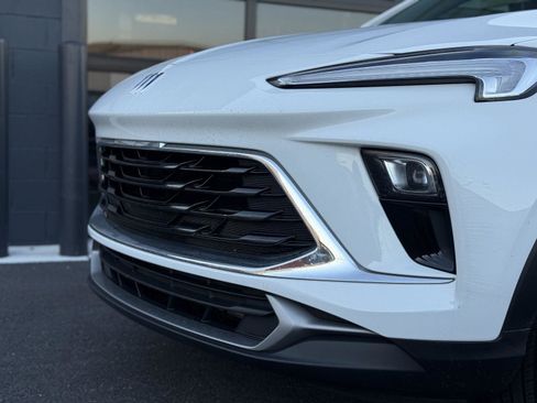 Used 2024 Buick Encore GX Preferred image 5