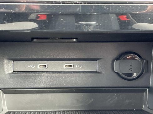 New 2026 Volkswagen Taos SE FWD image 29
