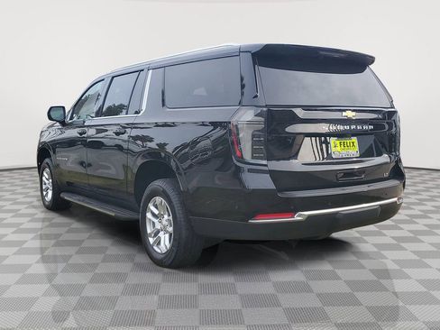 New 2026 Chevrolet Suburban LT w/ Comfort Package image 4