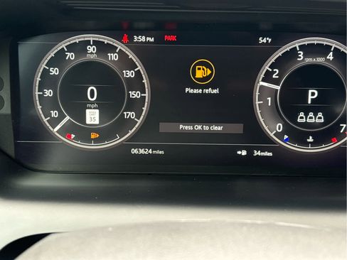 Used 2020 Land Rover Discovery Sport SE AWD/4WD image 5