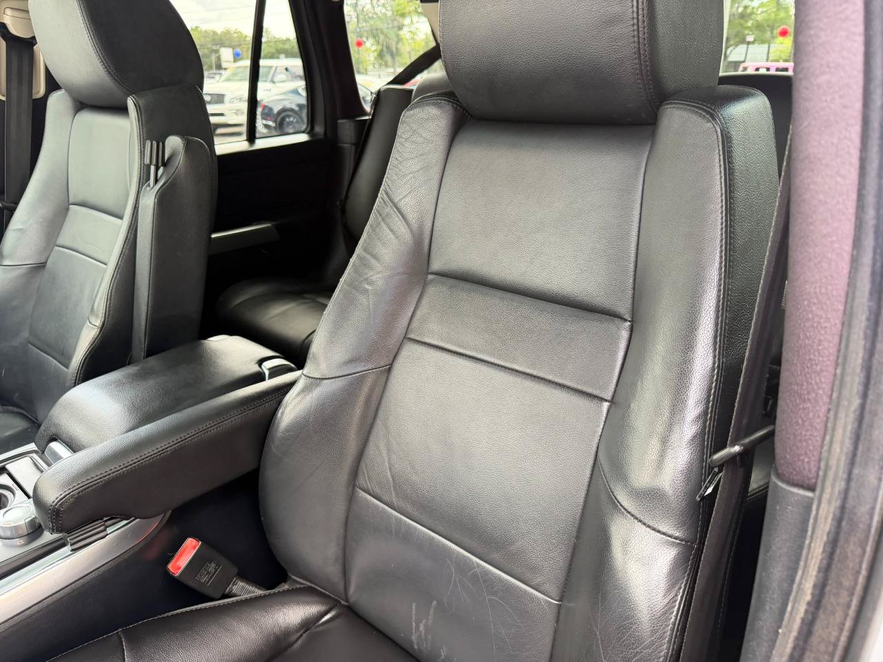 Used 2009 Land Rover Range Rover Sport HSE AWD/4WD image 22