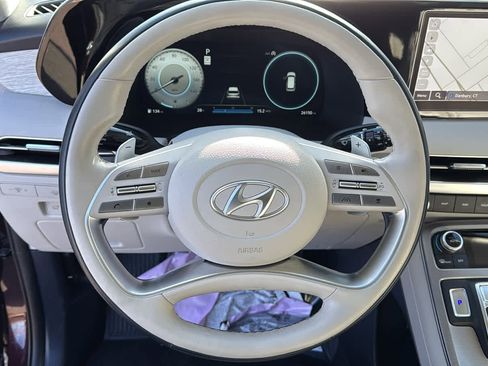 Used 2023 Hyundai Palisade Calligraphy image 14