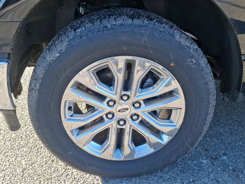 New 2025 Ford F150 Lariat w/ Equipment Group 502A High image 6