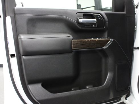 Used 2021 GMC Sierra 2500 SLE image 11