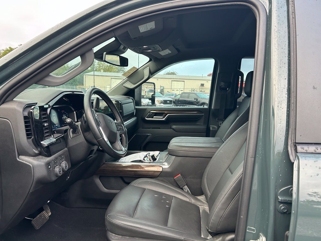 Used 2026 Chevrolet Silverado 2500 LT w/ Trail Boss Package AWD/4WD image 4