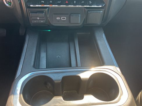 Used 2019 GMC Sierra 1500 AT4 w/ AT4 Preferred Package AWD/4WD image 23