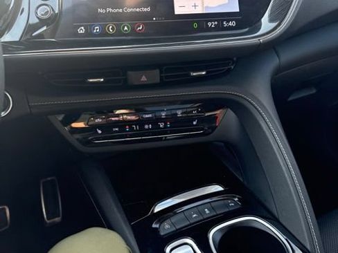 Used 2022 Buick Envision Essence w/ Technology Package I FWD image 22