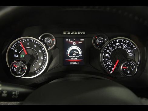 Used 2024 RAM 1500 Big Horn AWD/4WD image 8